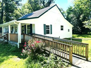 1813 Hampshire Pike, Columbia, TN 38401