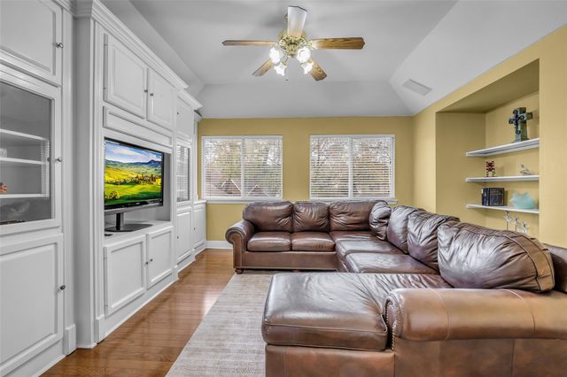 14523 Wadlington Drive, Houston, TX 77044