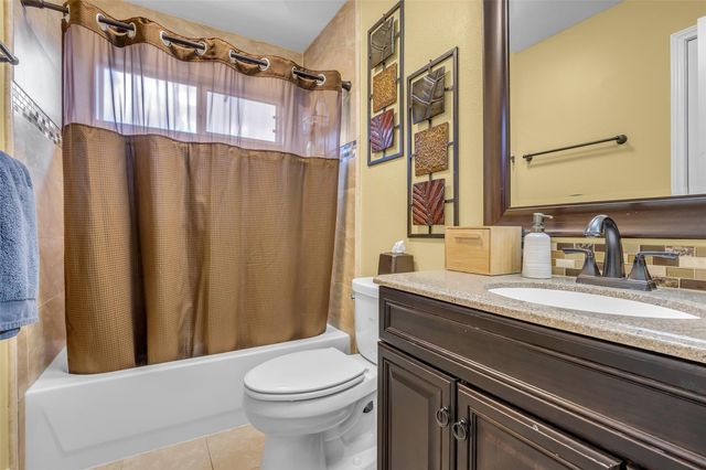 14523 Wadlington Drive, Houston, TX 77044