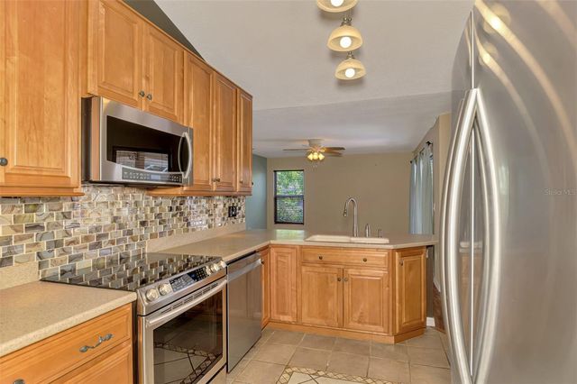 7805 38TH COURT E, Sarasota, FL 34243