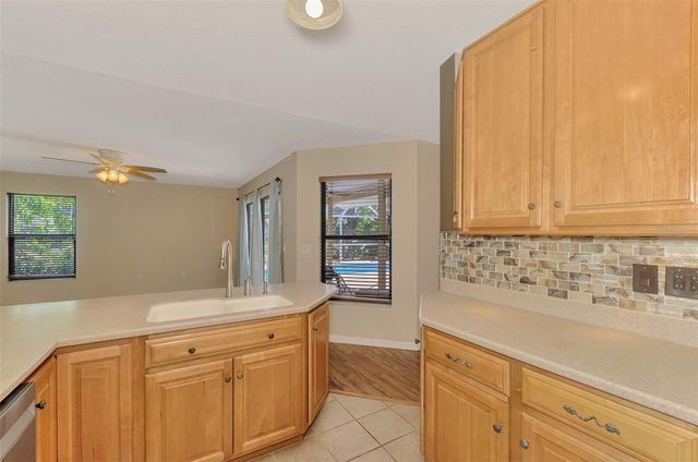 7805 38TH COURT E, Sarasota, FL 34243