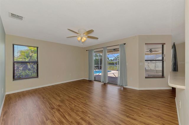 7805 38TH COURT E, Sarasota, FL 34243