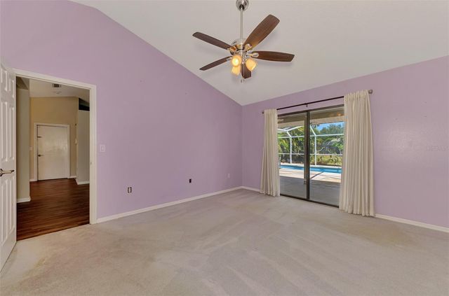 7805 38TH COURT E, Sarasota, FL 34243