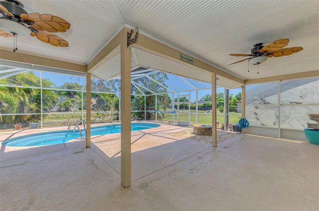 7805 38TH COURT E, Sarasota, FL 34243