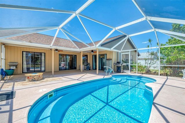 7805 38TH COURT E, Sarasota, FL 34243