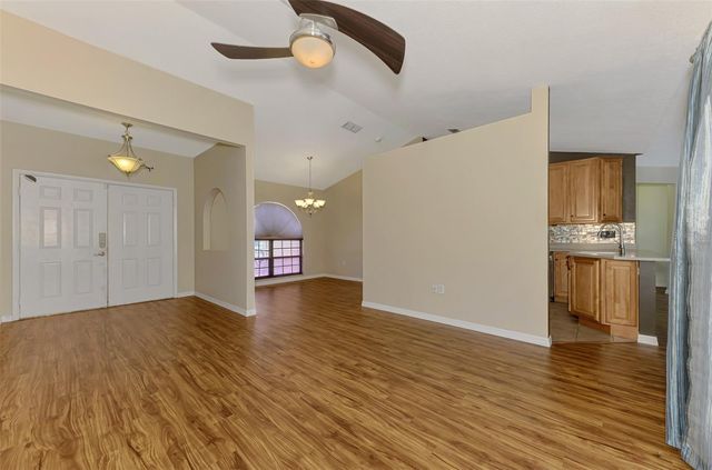 7805 38TH COURT E, Sarasota, FL 34243