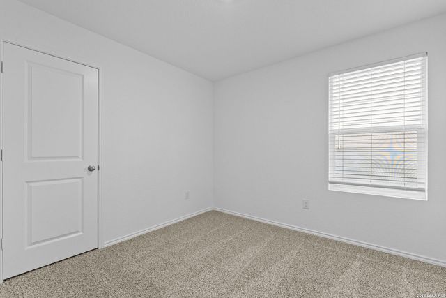 14715 Armstrong Fld, San Antonio, TX 78245