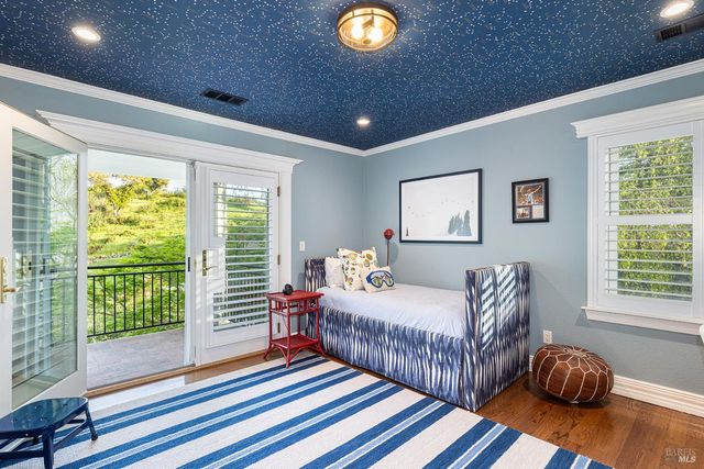 389 Saint Andrews Dr, Napa, CA 94558