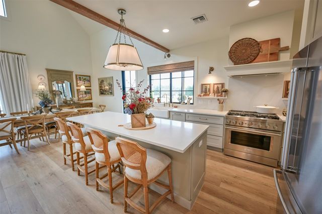 3748 Fm 1457, Round Top, TX 78954