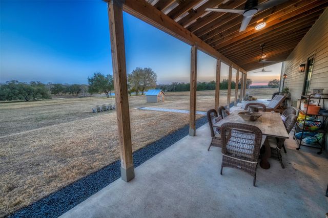 3748 Fm 1457, Round Top, TX 78954