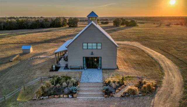 3748 Fm 1457, Round Top, TX 78954