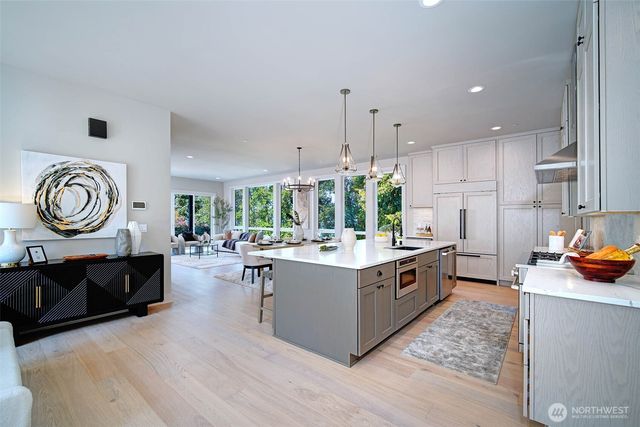 4408 102nd Court NE, Kirkland, WA 98033