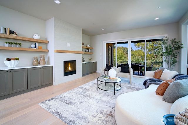 4408 102nd Court NE, Kirkland, WA 98033