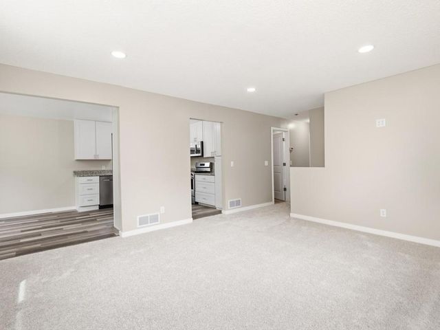 3404 Indiana Avenue N, Robbinsdale, MN 55422