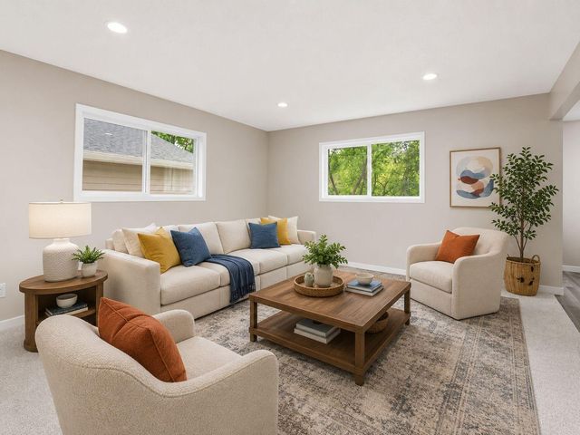3404 Indiana Avenue N, Robbinsdale, MN 55422