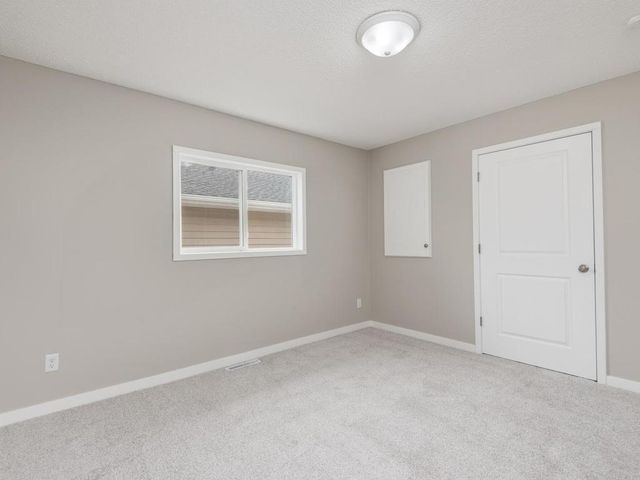 3404 Indiana Avenue N, Robbinsdale, MN 55422