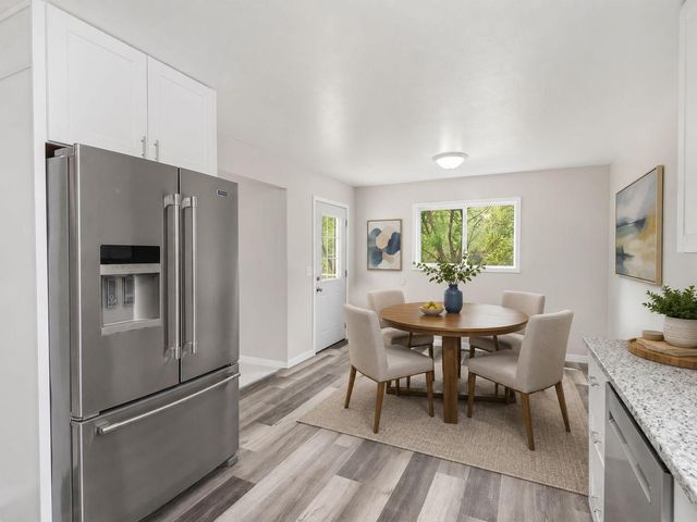 3404 Indiana Avenue N, Robbinsdale, MN 55422