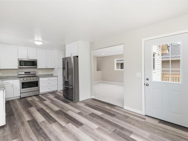 3404 Indiana Avenue N, Robbinsdale, MN 55422