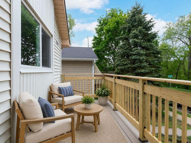 3404 Indiana Avenue N, Robbinsdale, MN 55422