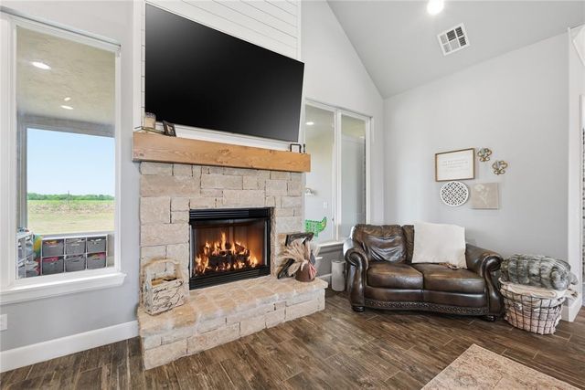 579 N Cemetery Road, Tuttle, OK 73089