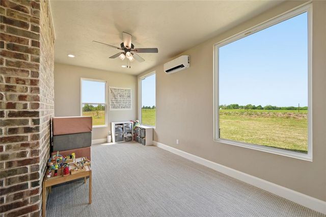 579 N Cemetery Road, Tuttle, OK 73089