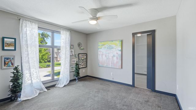 10228 Chambord Knoll, Fort Wayne, IN 46835