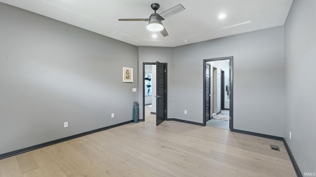 10228 Chambord Knoll, Fort Wayne, IN 46835