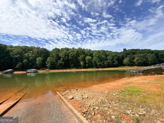 244 Skyline Way, Lavonia, GA 30553