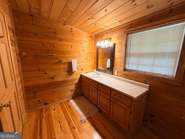244 Skyline Way, Lavonia, GA 30553