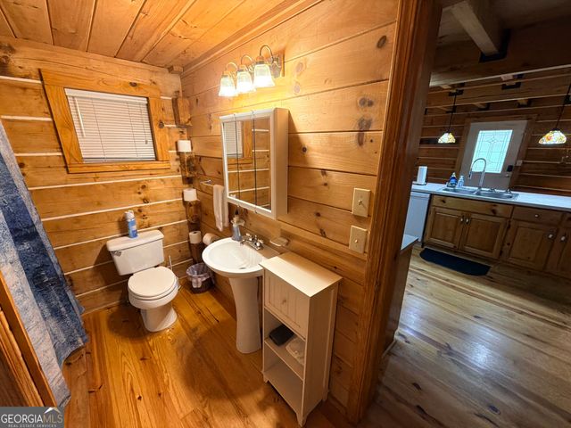 244 Skyline Way, Lavonia, GA 30553