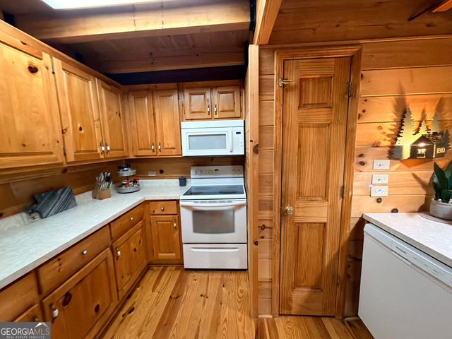 244 Skyline Way, Lavonia, GA 30553