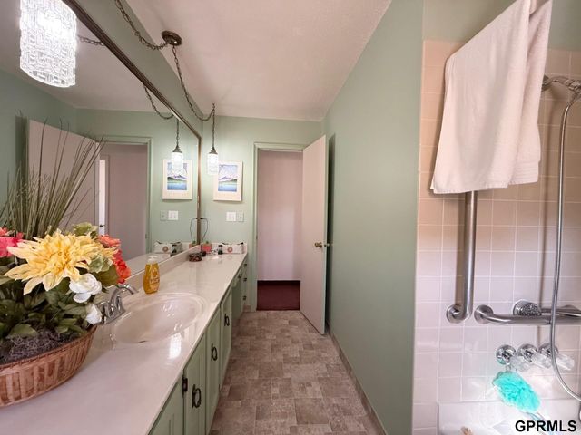 2302 Cornelia Street, Bellevue, NE 68147