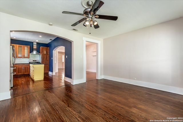 350 CARNAHAN ST, San Antonio, TX 78209