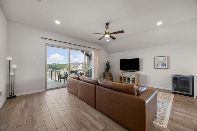 1200 Scenic Green LOOP, Georgetown, TX 78628