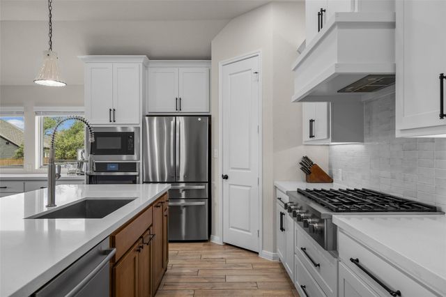 1200 Scenic Green LOOP, Georgetown, TX 78628