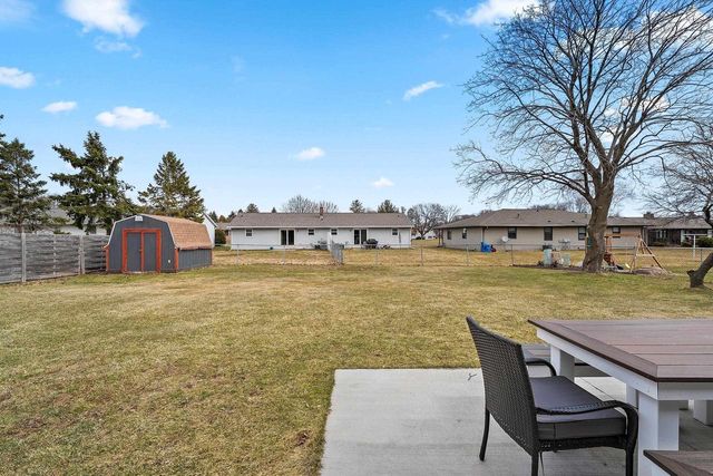 1855 ST AGNES DRIVE, Green Bay, WI 54304