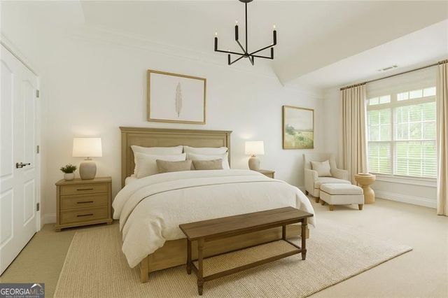 956 Persimmon Point NE, Sandy Springs, GA 30328