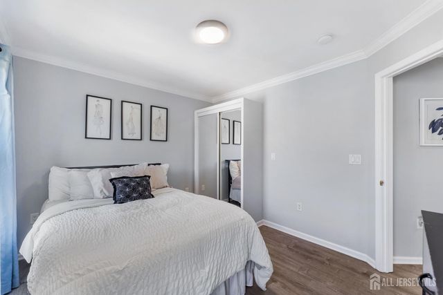 16 Biesiada Court, Parlin, NJ 08859