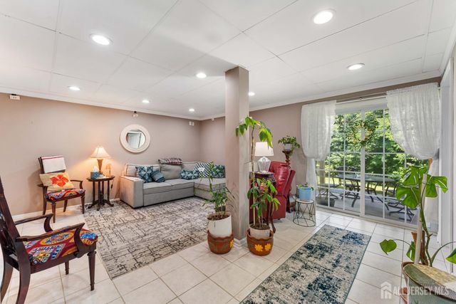 16 Biesiada Court, Parlin, NJ 08859
