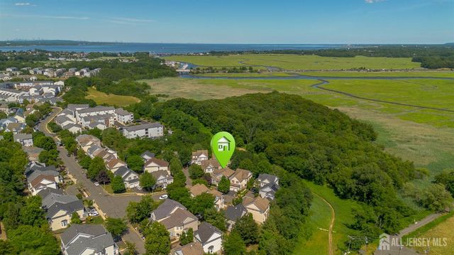 16 Biesiada Court, Parlin, NJ 08859