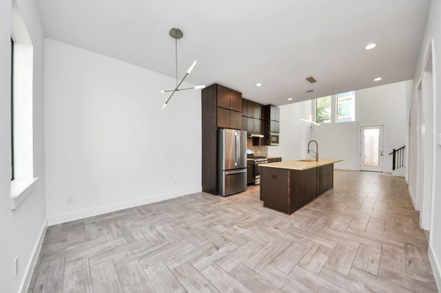 1703 Cedrocanna Lane, Houston, TX 77091
