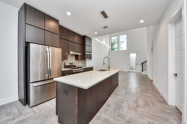 1703 Cedrocanna Lane, Houston, TX 77091