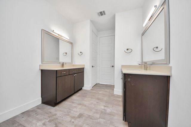 1703 Cedrocanna Lane, Houston, TX 77091