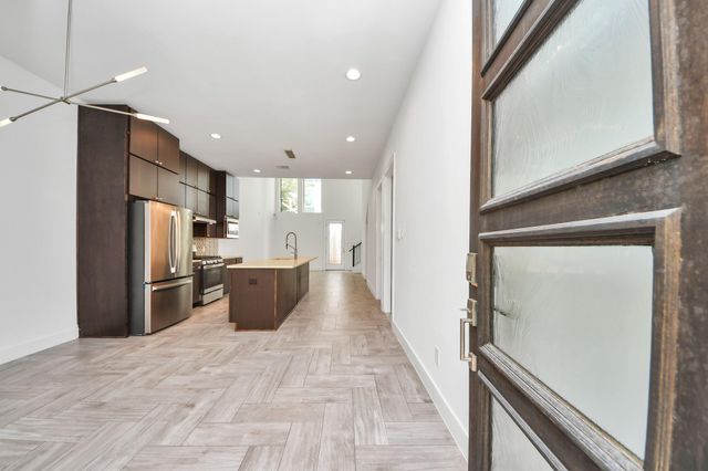 1703 Cedrocanna Lane, Houston, TX 77091