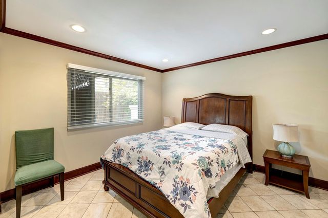 4154 Wildacres Drive, Houston, TX 77072