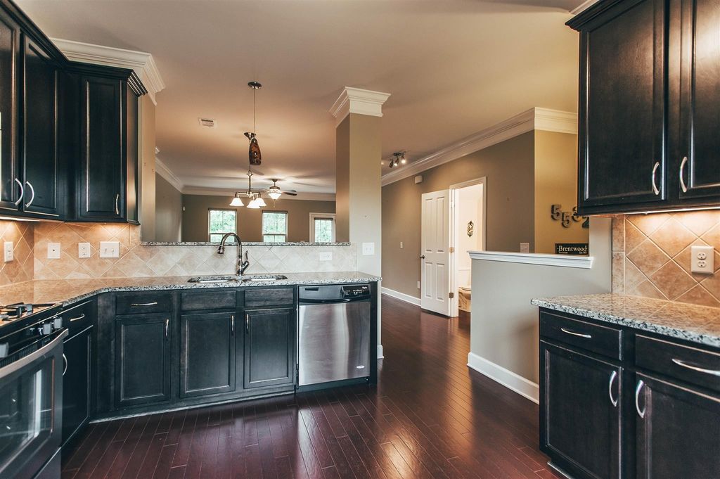 5532 Prada Dr, Brentwood, TN 37027