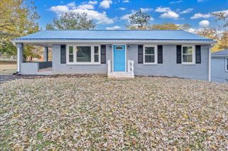 515 South ST, Bedford, VA 24523