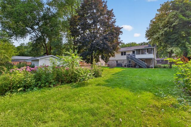 1469 6th Avenue SW, Rochester, MN 55902