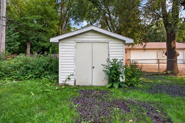 1469 6th Avenue SW, Rochester, MN 55902