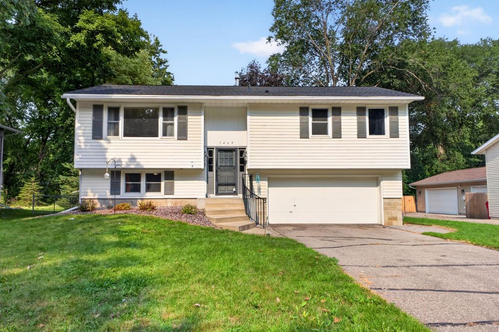 1469 6th Avenue SW, Rochester, MN 55902